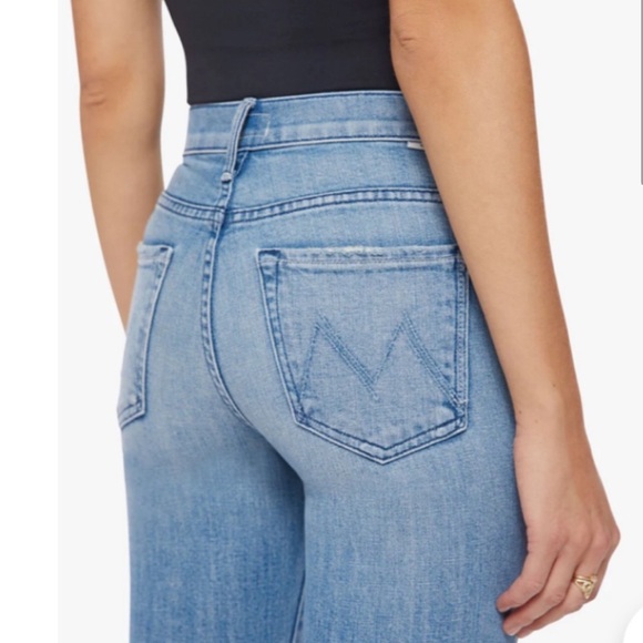 NWT MOTHER DENIM The Weekender Fray, Punk Charming Wash, Sz 31 - Picture 2 of 9